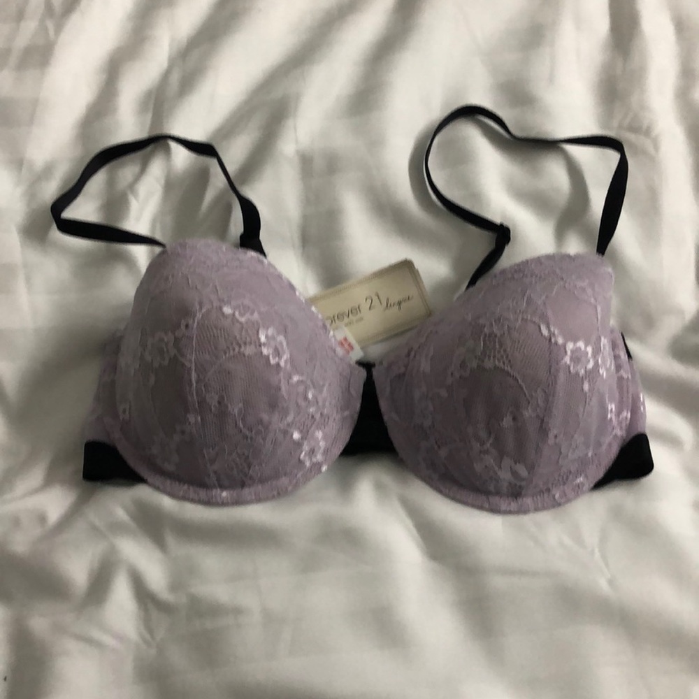 Lavender bra 34 D NWT